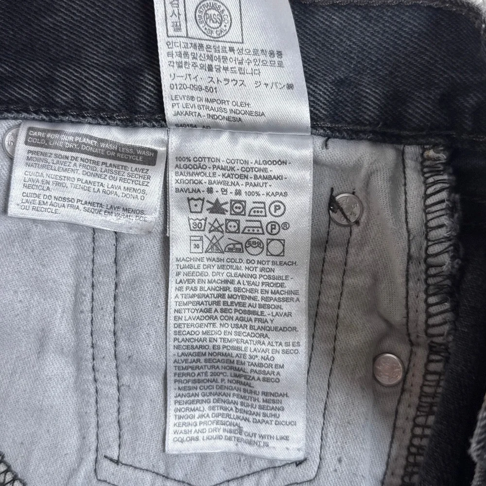 Levi 505 Jeans Mens 30x32 Black Straight‎ Leg Classic Denim Casual Regular Fit